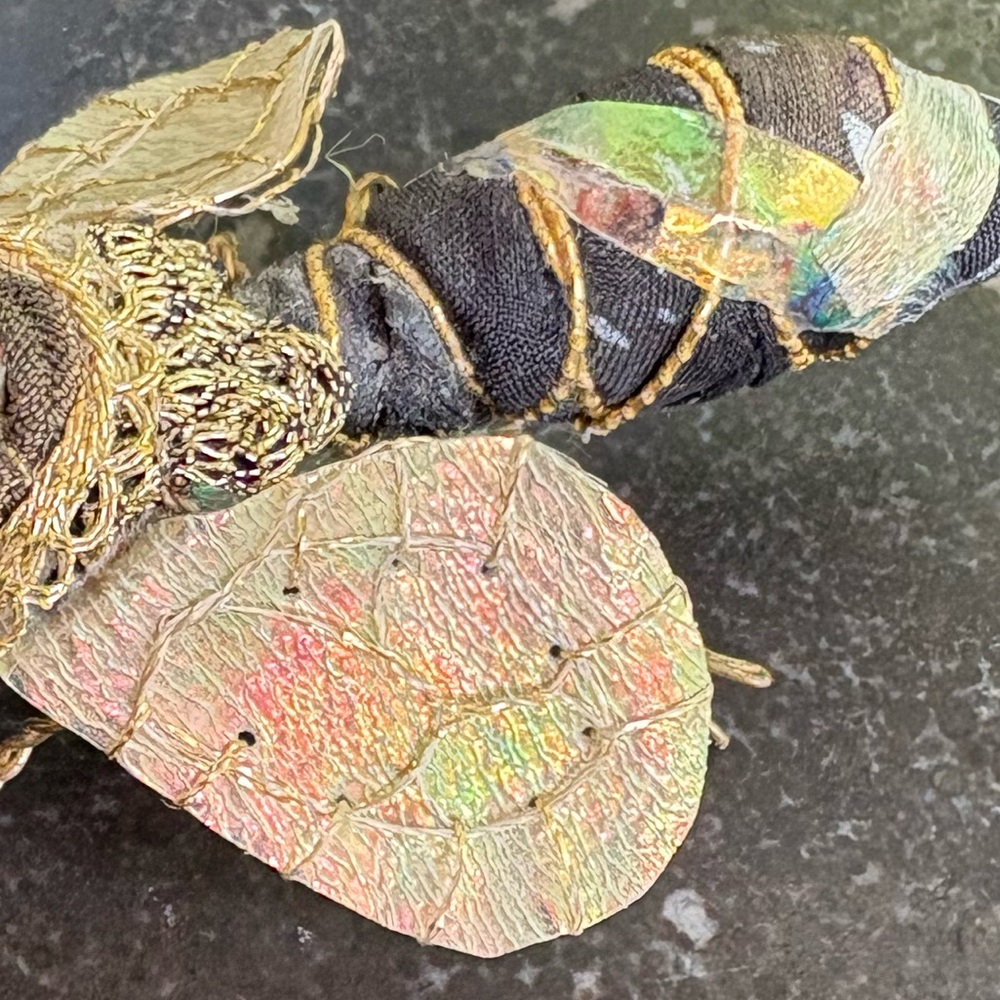 Handcrafted Bee Brooch with Shimmering Gold Accents - Picture 7 of 11